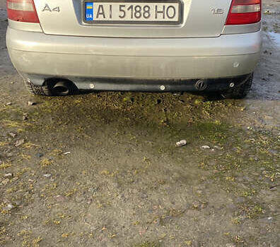 Сірий Ауді А4, об'ємом двигуна 1.78 л та пробігом 212 тис. км за 2750 $, фото 3 на Automoto.ua