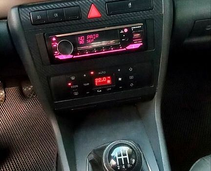 Серый Ауди А4, объемом двигателя 1.8 л и пробегом 0 тыс. км за 3650 $, фото 5 на Automoto.ua
