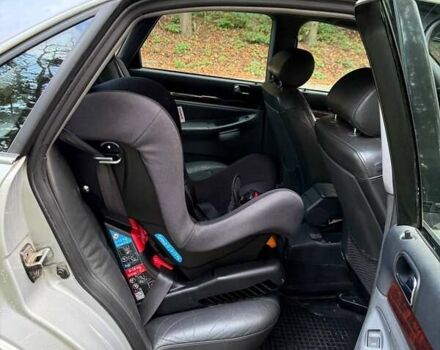 Сірий Ауді А4, об'ємом двигуна 2.5 л та пробігом 375 тис. км за 4200 $, фото 20 на Automoto.ua