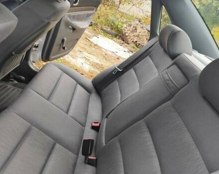 Сірий Ауді А4, об'ємом двигуна 1.6 л та пробігом 200 тис. км за 4800 $, фото 21 на Automoto.ua