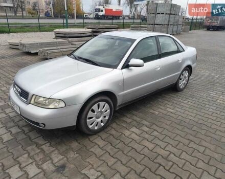 Сірий Ауді А4, об'ємом двигуна 1.6 л та пробігом 200 тис. км за 4800 $, фото 4 на Automoto.ua