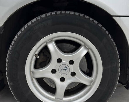 Сірий Ауді А4, об'ємом двигуна 1.6 л та пробігом 390 тис. км за 3700 $, фото 16 на Automoto.ua