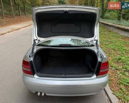 Сірий Ауді А4, об'ємом двигуна 2.5 л та пробігом 375 тис. км за 4200 $, фото 16 на Automoto.ua