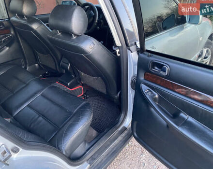 Сірий Ауді А4, об'ємом двигуна 2.5 л та пробігом 370 тис. км за 3350 $, фото 5 на Automoto.ua