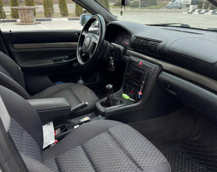 Сірий Ауді А4, об'ємом двигуна 1.6 л та пробігом 390 тис. км за 3700 $, фото 15 на Automoto.ua