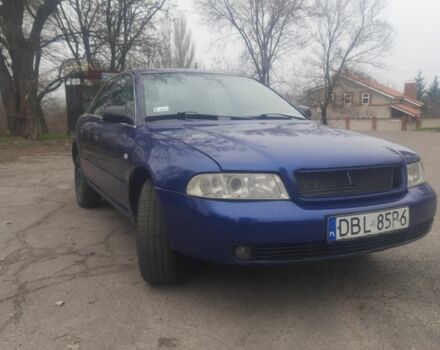 Серый Ауди А4, объемом двигателя 1.9 л и пробегом 500 тыс. км за 1800 $, фото 1 на Automoto.ua