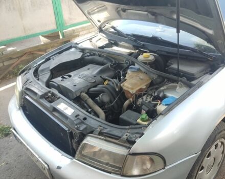 Серый Ауди А4, объемом двигателя 1.6 л и пробегом 220 тыс. км за 2100 $, фото 7 на Automoto.ua