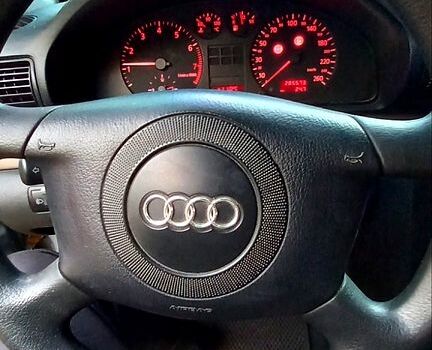 Серый Ауди А4, объемом двигателя 1.8 л и пробегом 0 тыс. км за 3650 $, фото 6 на Automoto.ua