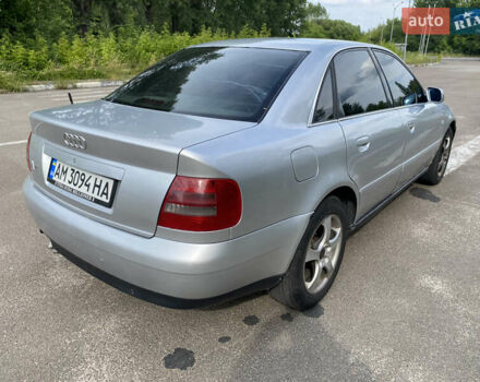 Сірий Ауді А4, об'ємом двигуна 2.5 л та пробігом 370 тис. км за 3350 $, фото 3 на Automoto.ua