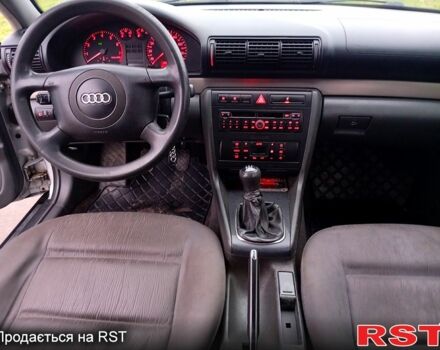 Серый Ауди А4, объемом двигателя 1.6 л и пробегом 225 тыс. км за 3700 $, фото 13 на Automoto.ua