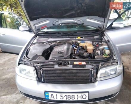 Серый Ауди А4, объемом двигателя 1.8 л и пробегом 210 тыс. км за 3500 $, фото 4 на Automoto.ua