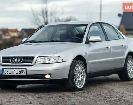 Сірий Ауді А4, об'ємом двигуна 1.8 л та пробігом 300 тис. км за 4299 $, фото 1 на Automoto.ua