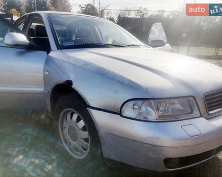 Ауді А4 1999 у Бурштыне на Automoto.ua Сірий Ауді А4, об'ємом двигуна 1.8 л та пробігом 310 тис. км за 2900 $, фото 17 на Automoto.ua