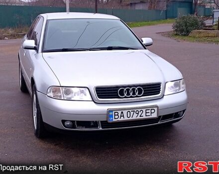 Серый Ауди А4, объемом двигателя 1.6 л и пробегом 225 тыс. км за 3700 $, фото 1 на Automoto.ua