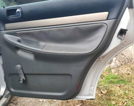 Сірий Ауді А4, об'ємом двигуна 1.6 л та пробігом 200 тис. км за 4800 $, фото 12 на Automoto.ua