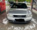 Сірий Ауді А4, об'ємом двигуна 1.6 л та пробігом 300 тис. км за 2850 $, фото 1 на Automoto.ua