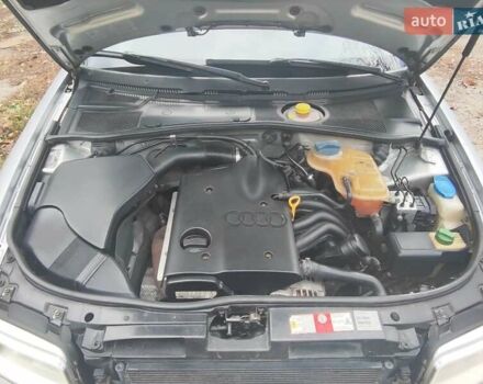 Сірий Ауді А4, об'ємом двигуна 1.6 л та пробігом 200 тис. км за 4800 $, фото 6 на Automoto.ua