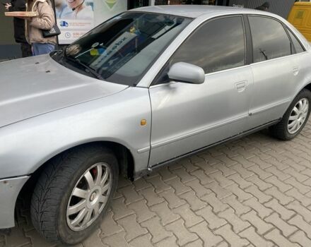 Сірий Ауді А4, об'ємом двигуна 2.5 л та пробігом 3 тис. км за 2000 $, фото 2 на Automoto.ua