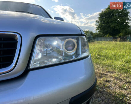Сірий Ауді А4, об'ємом двигуна 1.6 л та пробігом 226 тис. км за 4200 $, фото 11 на Automoto.ua