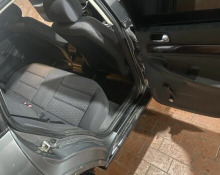 Сірий Ауді А4, об'ємом двигуна 1.6 л та пробігом 200 тис. км за 1250 $, фото 3 на Automoto.ua