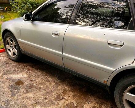 Серый Ауди А4, объемом двигателя 2.5 л и пробегом 300 тыс. км за 3800 $, фото 3 на Automoto.ua