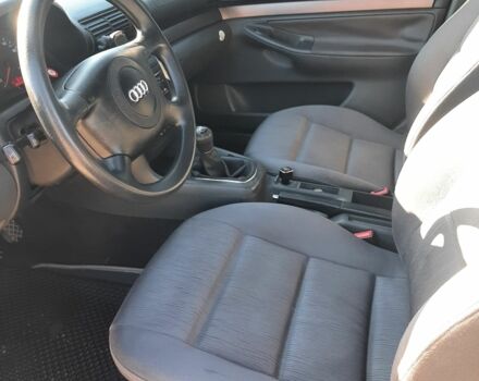 Серый Ауди А4, объемом двигателя 1.8 л и пробегом 283 тыс. км за 3950 $, фото 8 на Automoto.ua