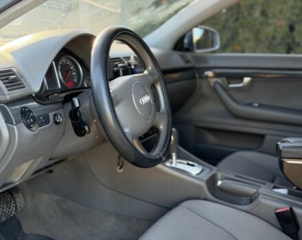 Серый Ауди А4, объемом двигателя 2 л и пробегом 222 тыс. км за 4295 $, фото 6 на Automoto.ua