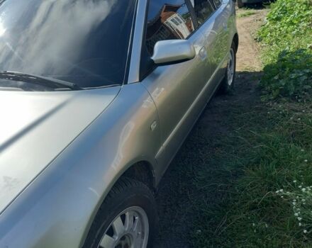 Серый Ауди А4, объемом двигателя 2 л и пробегом 230 тыс. км за 2700 $, фото 1 на Automoto.ua