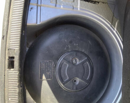 Серый Ауди А4, объемом двигателя 1.6 л и пробегом 291 тыс. км за 4500 $, фото 7 на Automoto.ua