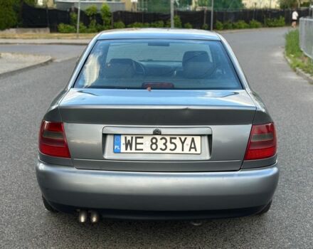 Сірий Ауді А4, об'ємом двигуна 1.9 л та пробігом 350 тис. км за 2200 $, фото 4 на Automoto.ua