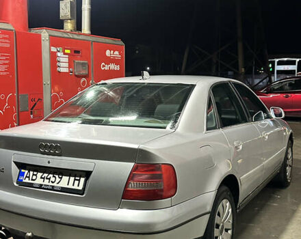 Сірий Ауді А4, об'ємом двигуна 1.6 л та пробігом 210 тис. км за 3650 $, фото 1 на Automoto.ua
