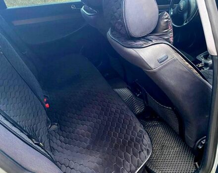 Серый Ауди А4, объемом двигателя 1.8 л и пробегом 289 тыс. км за 5100 $, фото 7 на Automoto.ua