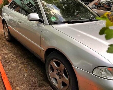 Серый Ауди А4, объемом двигателя 2.5 л и пробегом 300 тыс. км за 3800 $, фото 7 на Automoto.ua