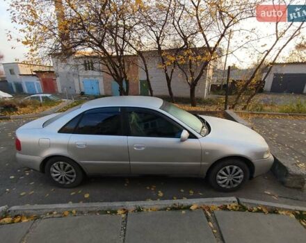 Серый Ауди А4, объемом двигателя 1.8 л и пробегом 486 тыс. км за 3400 $, фото 4 на Automoto.ua