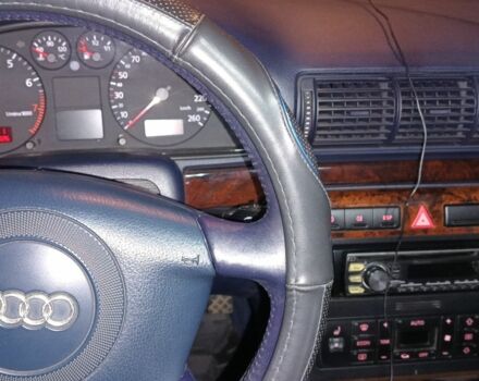 Сірий Ауді А4, об'ємом двигуна 2.4 л та пробігом 284 тис. км за 4700 $, фото 7 на Automoto.ua