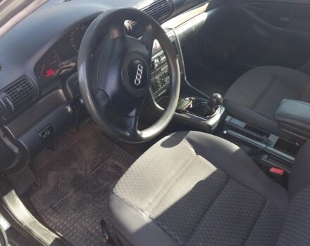 Серый Ауди А4, объемом двигателя 2 л и пробегом 230 тыс. км за 2700 $, фото 5 на Automoto.ua