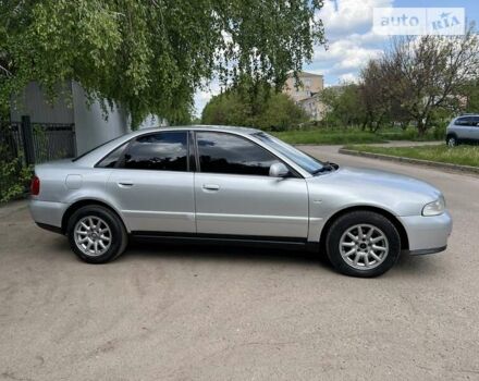 Сірий Ауді А4, об'ємом двигуна 1.8 л та пробігом 406 тис. км за 3900 $, фото 8 на Automoto.ua