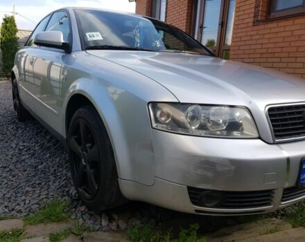 Серый Ауди А4, объемом двигателя 2 л и пробегом 260 тыс. км за 4500 $, фото 3 на Automoto.ua