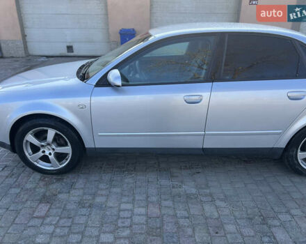 Сірий Ауді А4, об'ємом двигуна 2 л та пробігом 260 тис. км за 4200 $, фото 5 на Automoto.ua