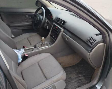 Ауді А4 2001 у Шполе на Automoto.ua Сірий Ауді А4, об'ємом двигуна 1.6 л та пробігом 285 тис. км за 3600 $, фото 7 на Automoto.ua