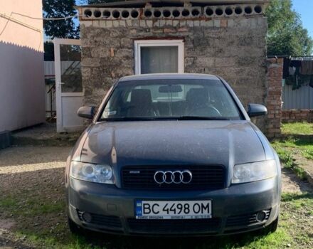 Серый Ауди А4, объемом двигателя 2 л и пробегом 400 тыс. км за 3800 $, фото 1 на Automoto.ua