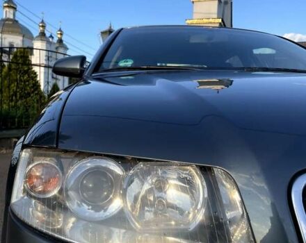 Серый Ауди А4, объемом двигателя 2 л и пробегом 198 тыс. км за 5650 $, фото 1 на Automoto.ua