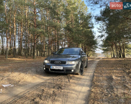 Серый Ауди А4, объемом двигателя 2 л и пробегом 346 тыс. км за 4500 $, фото 8 на Automoto.ua