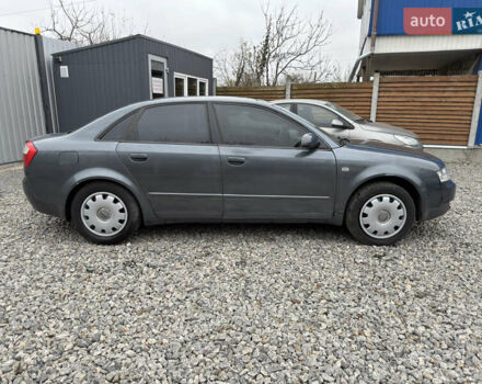 Серый Ауди А4, объемом двигателя 2 л и пробегом 250 тыс. км за 3600 $, фото 3 на Automoto.ua