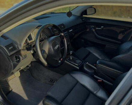 Сірий Ауді А4, об'ємом двигуна 1.8 л та пробігом 283 тис. км за 6500 $, фото 12 на Automoto.ua