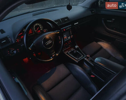 Сірий Ауді А4, об'ємом двигуна 1.8 л та пробігом 283 тис. км за 6500 $, фото 28 на Automoto.ua