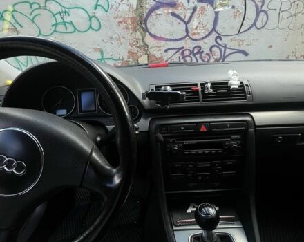 Сірий Ауді А4, об'ємом двигуна 1.9 л та пробігом 344 тис. км за 5600 $, фото 4 на Automoto.ua