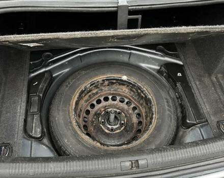 Серый Ауди А4, объемом двигателя 1.6 л и пробегом 270 тыс. км за 4000 $, фото 7 на Automoto.ua