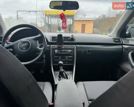 Серый Ауди А4, объемом двигателя 2 л и пробегом 220 тыс. км за 5200 $, фото 4 на Automoto.ua