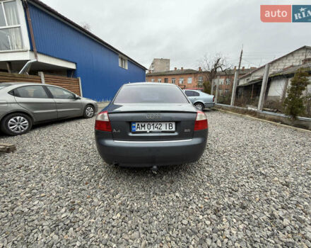 Серый Ауди А4, объемом двигателя 2 л и пробегом 250 тыс. км за 3600 $, фото 6 на Automoto.ua